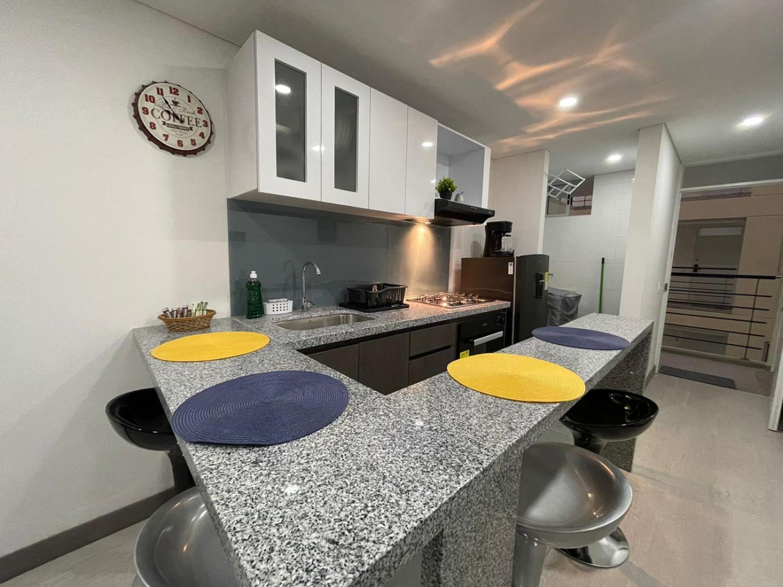 Magnifico Y Confortable Amoblado Apartment *